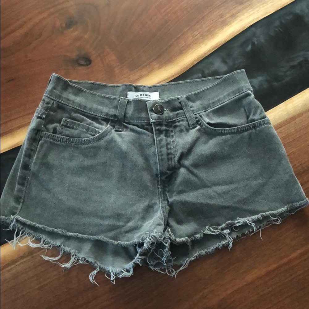 Distressed Fringe Mid Rise Gray Shorts